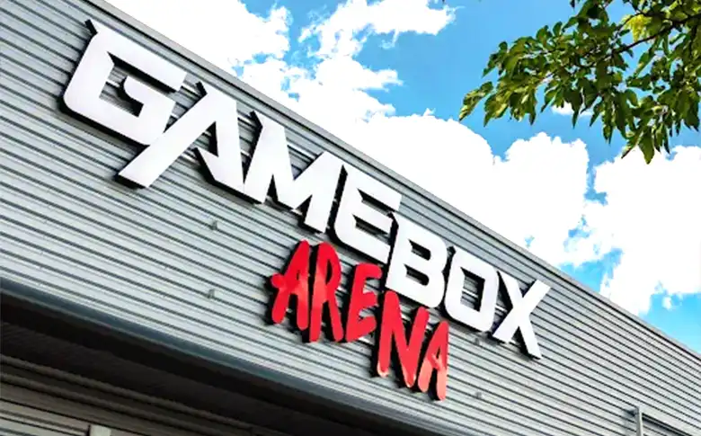 Branding et site internet WordPress sur mesure pour GameBox Arena - image de galerie